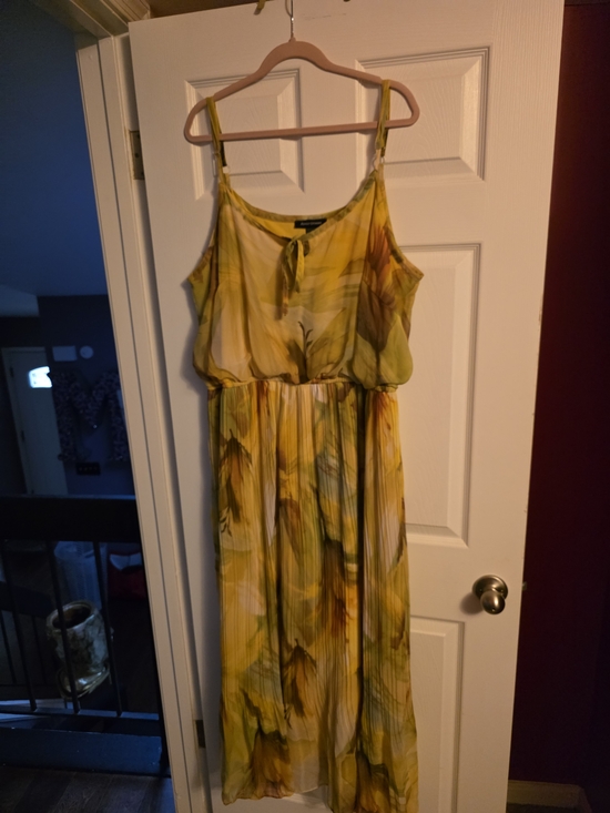 Ashley Stewart Dresses & Skirts - Ashley Stewart Yellow Floral Print Sleeveless Maxi Dress